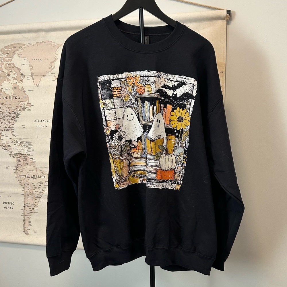 Bookish Ghost Sweatshirt XL | Purrfectly Bewitched Collection | Black Pullover
